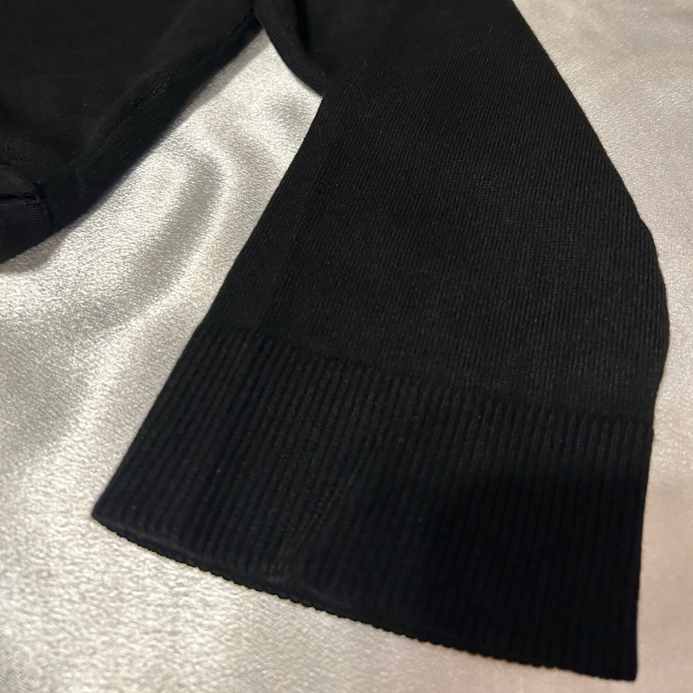 White House Black Market Cardigan - Picture 4 of 6